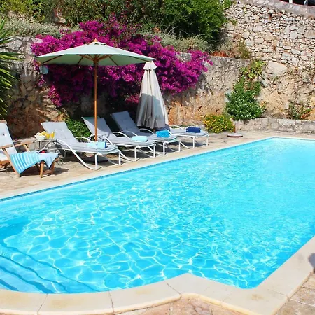 Lizaelle Gardens Appartement *
